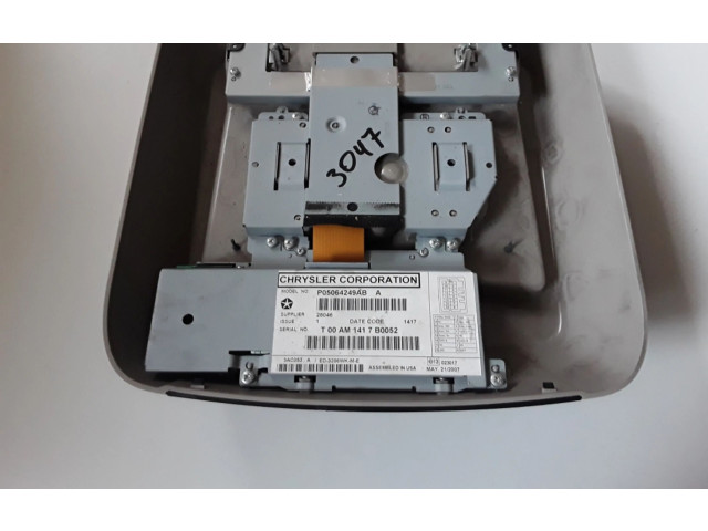 Дисплей P05064249AB Jeep Grand Cherokee (WK)