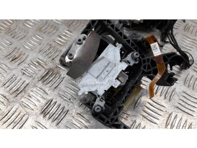 Передняя фара