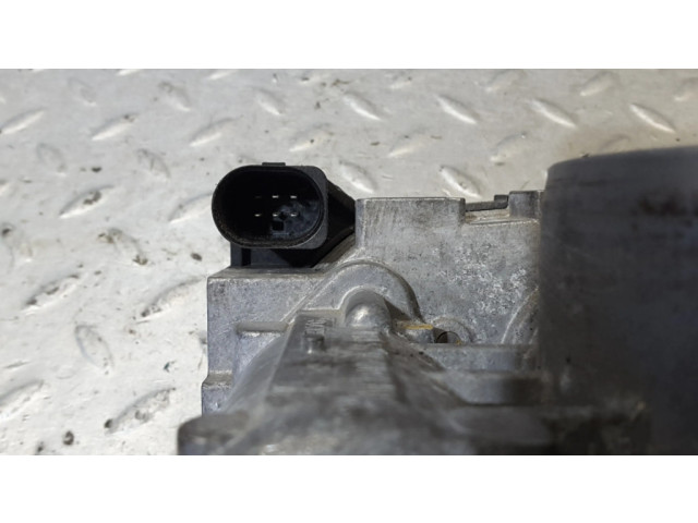 Дроссельная заслонка