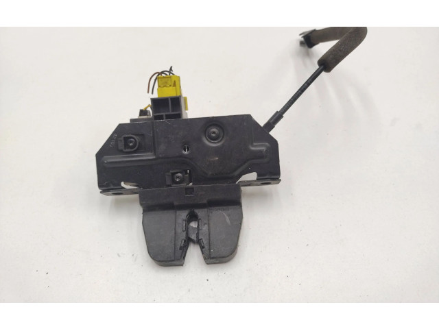 Zámek zadních dveří Opel Vectra C 2004