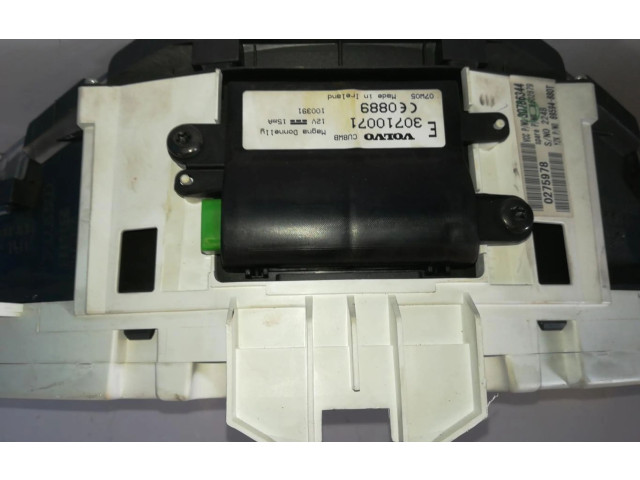 Панель приборов 30710071   Volvo C30       
