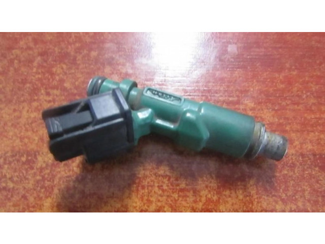 Форсунка 2325021020, 23250-21020 Toyota Prius (XW20) для бензинового двигателя 1.5