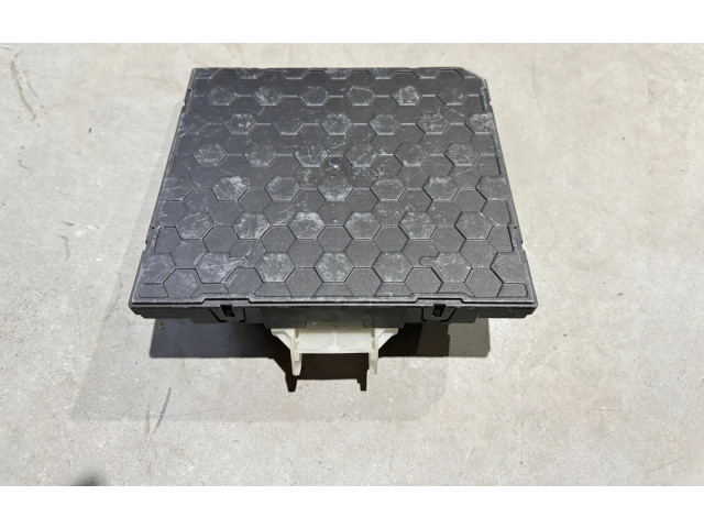 Блок комфорта 5Q0937086T, F005V01553 Skoda Octavia Mk3 (5E)