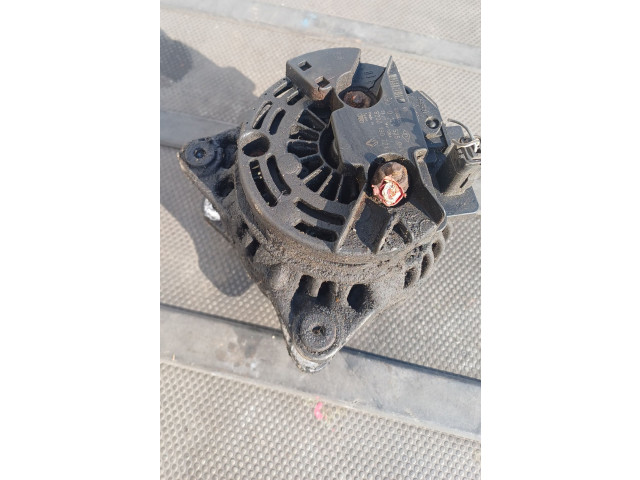 Генератор 8200190721, 0124525044   Renault Trafic II (X83)      