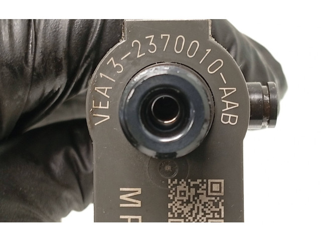 Vstřikovač 31405404, VEA132370010AAB Volvo V40 D4204T14