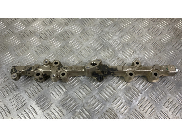 Топливная рампа Infiniti QX80 5.6 для двигателя VK56VD