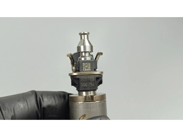 Vstřikovač 0261500754 Suzuki SX4 S-Cross pro benzínový / Электричество motor 1.4 K14D K14D