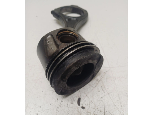  Поршень с шатуном  8370B  Mercedes-Benz GL X166  