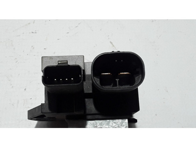 Реле вентилятора охлаждения