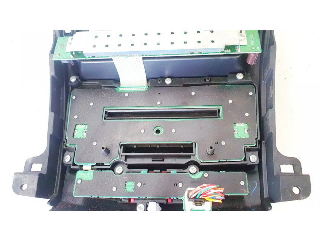 Дисплей       Peugeot 4007