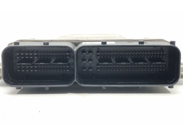 Блок управления двигателем ECU