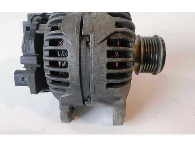 Генератор 06F903023F Volkswagen Caddy