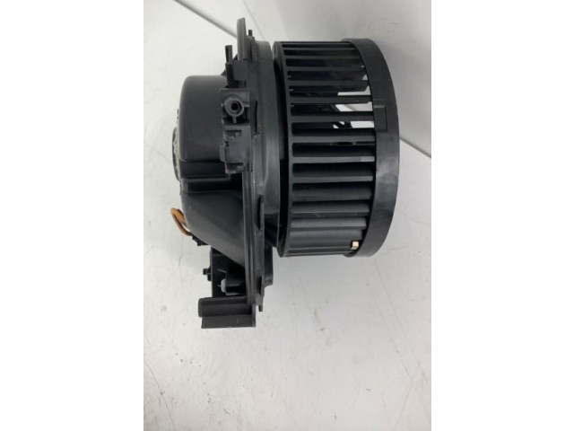 Вентилятор печки 5Q1819021H Audi A3 S3 8V