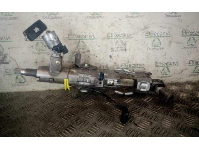 Руль Peugeot Expert  2007 - 2016 года 1811632100      