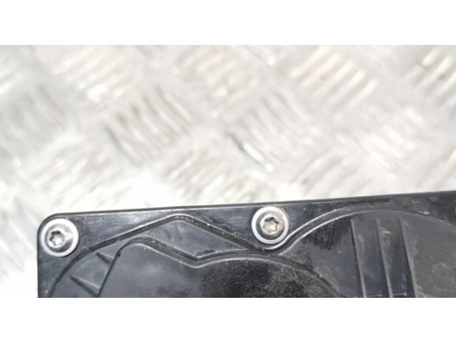 Дроссельная заслонка