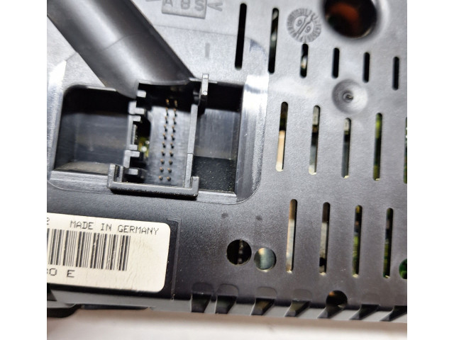 Панель приборов 110008895002, 8L0919880E Audi A3 S3 8L