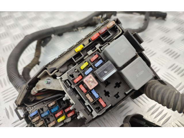 Блок предохранителей    Volvo XC70    