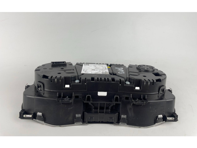 Панель приборов 654920940C   Skoda Kamiq       