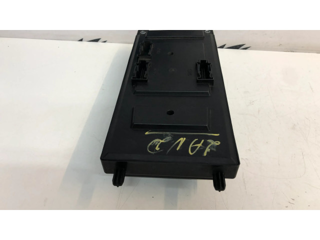 Pojistková skříňka YQE500420 Land Rover Discovery 3 - LR3 2007