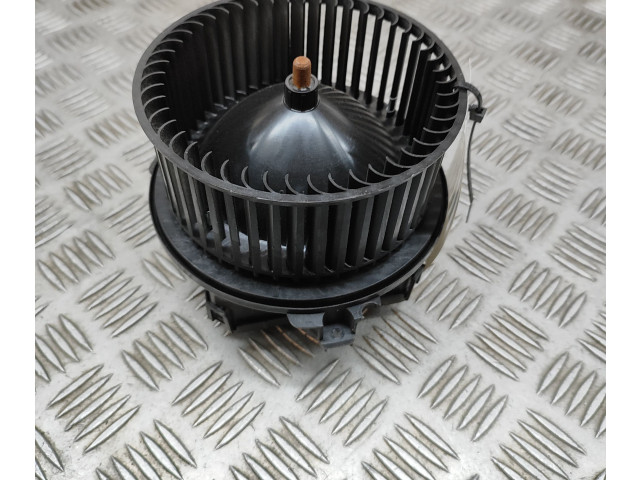 Вентилятор печки 4M1820021A, C24245106 Audi A5