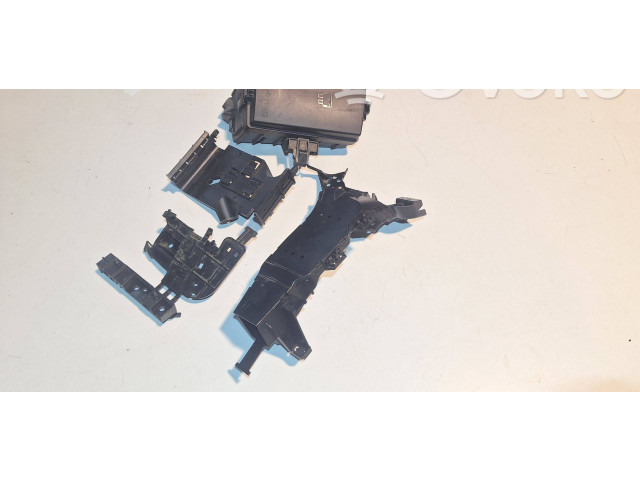 Блок предохранителей 5Q0907361D, 5Q0906507D Skoda Superb B8 (3V)