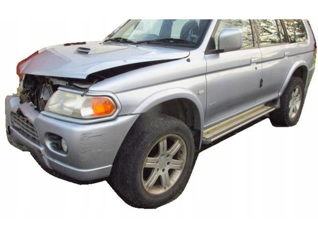 Блок предохранителей PaPajero Mitsubishi Pajero Sport I