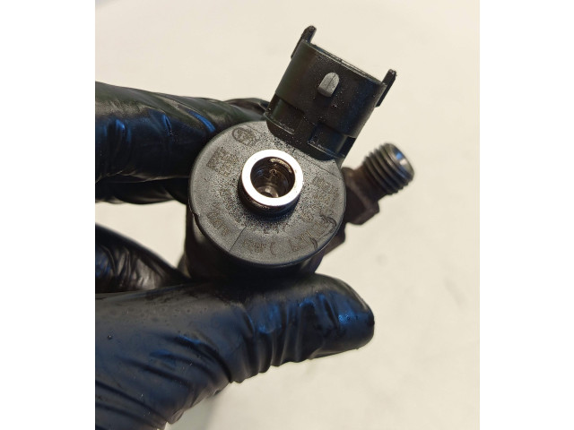 Форсунка 0445110297    Peugeot 5008   