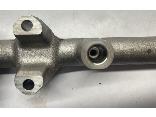 Топливная рампа 05E133320, 04C906054C Volkswagen Jetta VII