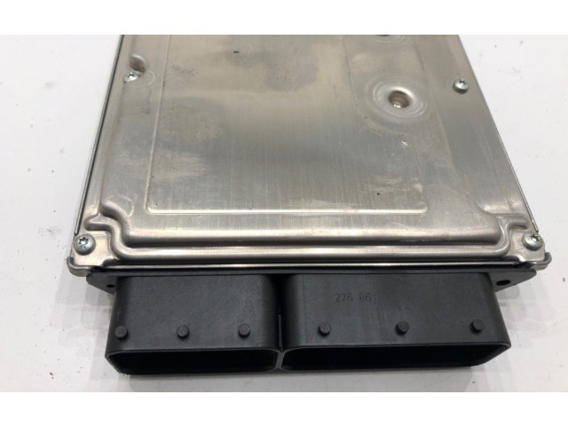 Řídící jednotka 7796637 BMW 5 E60 E61 2004