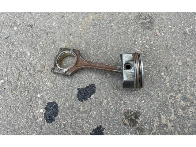 Píst 031104CF Volkswagen Up