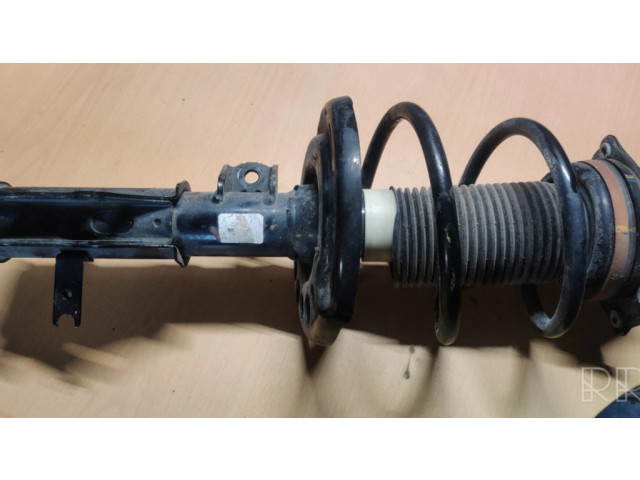 Передний амортизатор      