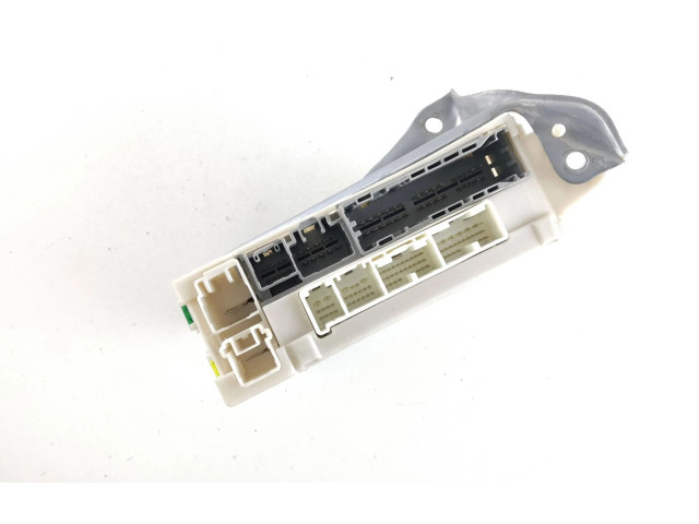 Pojistková skříňka 8273030631, 71270878 Lexus GS 300 350 430 450H 2009