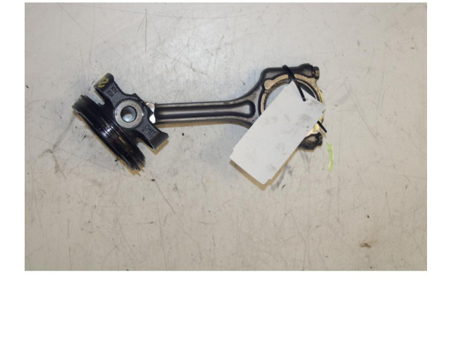 Поршень с шатуном 46346020 Fiat 500X