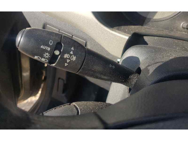 Ручка стеклоочистителей 98062227XT Citroen Berlingo