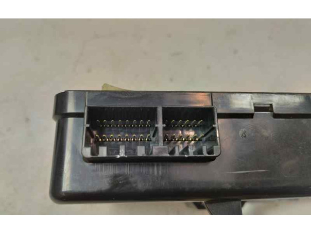 Блок управления 95400-2G410   KIA Magentis