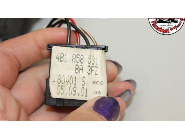 Зеркало электрическое        Audi A6 S6 C5 4B  1997 - 2005 года   