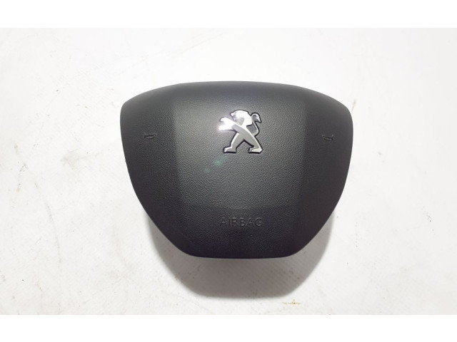 Подушка безопасности водителя 98072114   Peugeot 2008 II