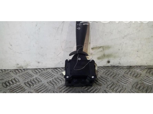 Ручка стеклоочистителей 8201168003 Dacia Sandero