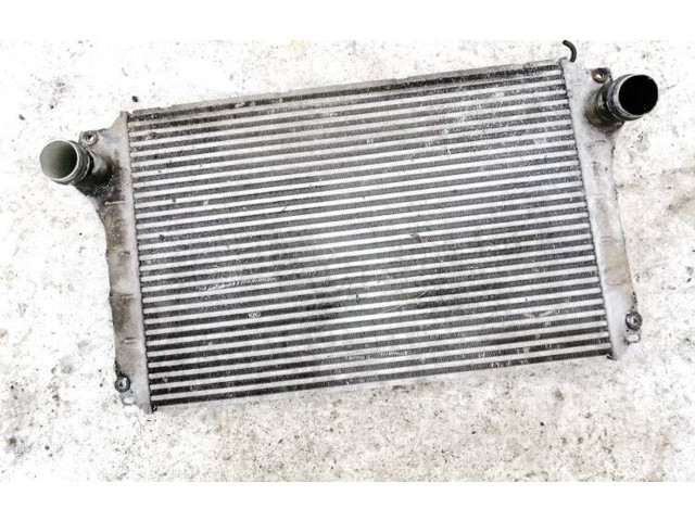 Интеркулер jd1271002220, 0r010 Toyota Corolla Verso AR10