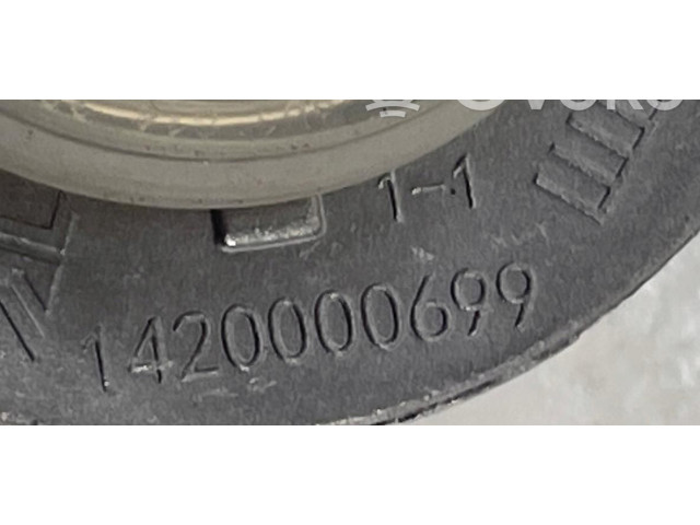 Блок управления 1420000699 Skoda Octavia Mk4