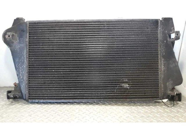 Интеркулер Chrysler Voyager 2.5