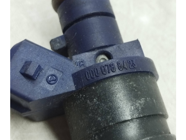 Vstřikovač 0000788423, A0000788423 Mercedes-Benz S W140 M120