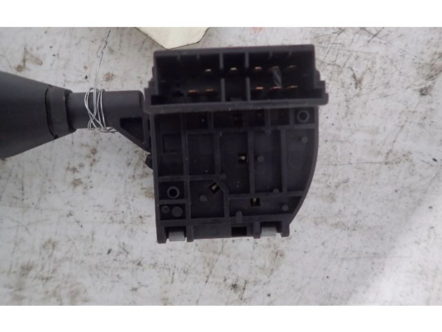 Ручка стеклоочистителей Renault Clio I