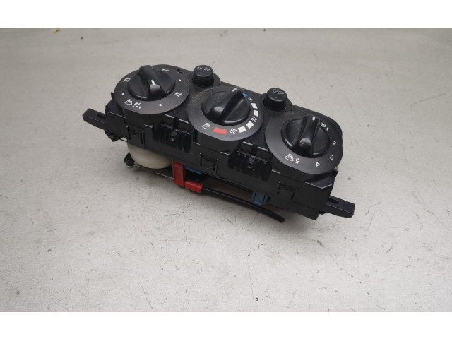 Блок управления климат-контролем 1688302285 Mercedes-Benz A W168