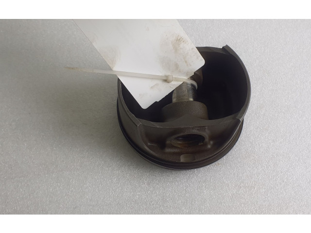 Píst 96P24W2 Porsche 911 996