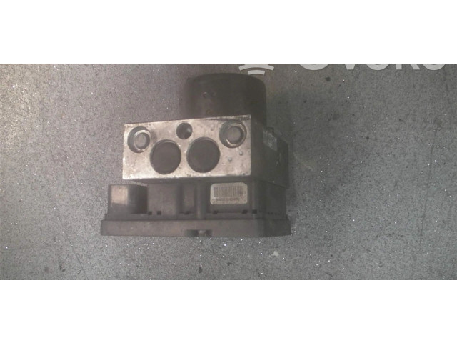 Блок АБС 8671223   Volvo  V70  2000 - 2004 года