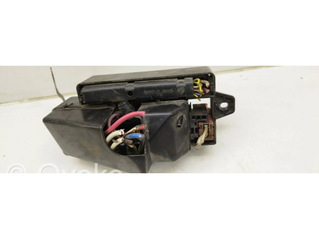 Pojistková skříňka Subaru Legacy 1997