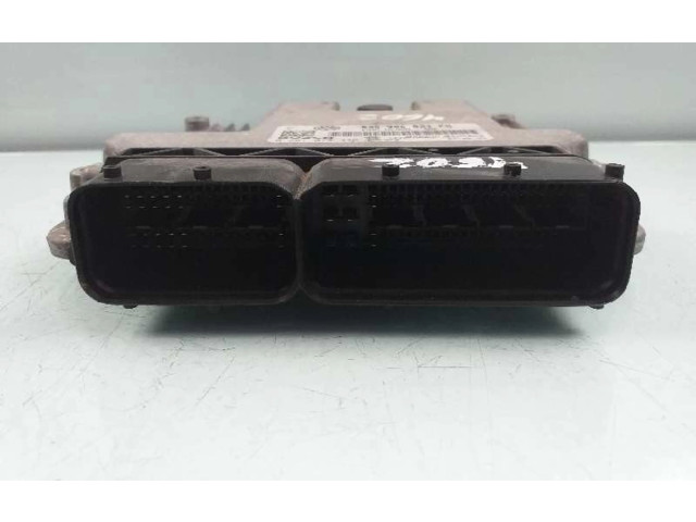Блок управления двигателя 03G906021KH, 0281013226 Volkswagen Golf SportWagen
