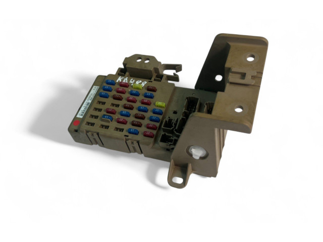   Pojistková skříňka 82201FJ210   Subaru XV 2016