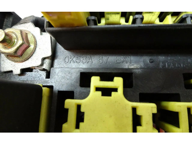 Блок предохранителей 0K53A67BX1, 36860-4X000   KIA Sorento    